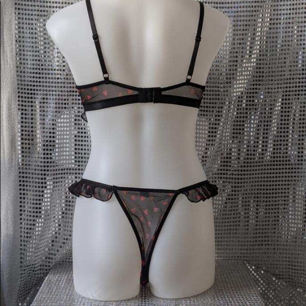 Mesh Heart Patterned Lingerie - Picture 5 of 10